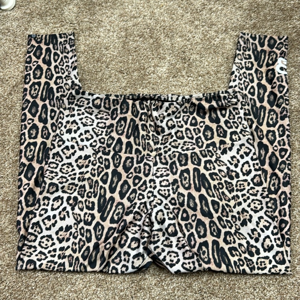 CycleBar Onzie Leopard Legging